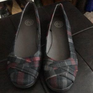 Plaid flats